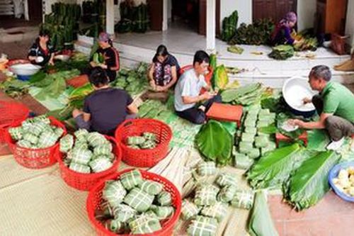 Tết ở làng bánh chưng nổi tiếng Phú Thọ