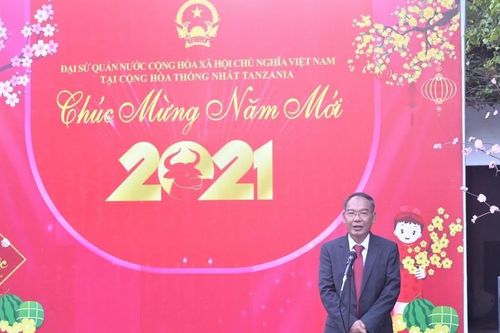 Tết đến Xuân về, tổ chức Tết cộng đồng sao mới đúng chuẩn?