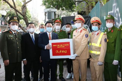 Hà Nội động viên các lực lượng làm nhiệm vụ đảm bảo an ninh trật tự trong dịp Tết