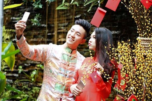 Long lanh đón Tết cùng loạt smartphone cực đỉnh cho tín đồ đam mê chụp ảnh