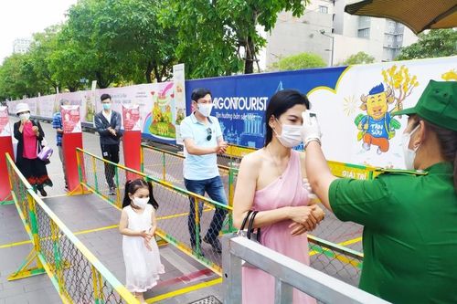 Vì sao thành phố Hồ Chí Minh cần thêm 30.000 kit xét nghiệm tìm kháng thể?