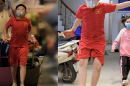 Khoảnh khắc đáng yêu của cậu bé lớp 3 khi được rời khu cách ly Xuân Phương: Hăm hở kéo liền một lúc 2 chiếc va li rồi nhảy lên sung sướng khi gặp người thân