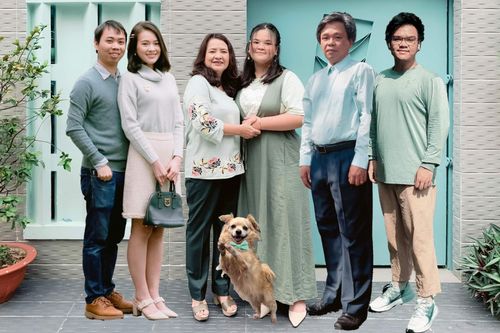 'Năm nay, 6 người nhà tôi đón Tết ở 4 nước'