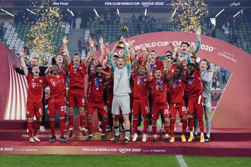 Bayern tái lập cú ăn 6 lịch sử của Barca