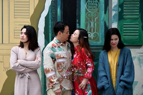 Phố phường vắng vẻ sáng mùng 1 Tết