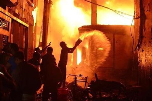 Nam thanh niên đốt nhà bạn gái sáng mùng 1 Tết