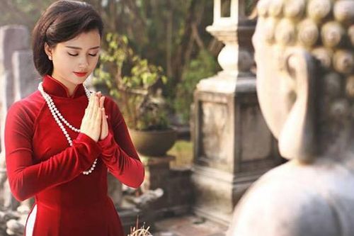 Văn khấn Tân niên mùng 1 Tết Nguyên đán Tân Sửu