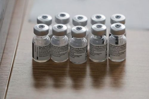 Lô vắc xin Covid-19 đầu tiên đã đến Nhật Bản
