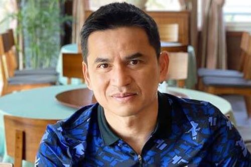 HLV Kiatisak khen ngợi bánh Chưng cổ truyền Việt Nam?