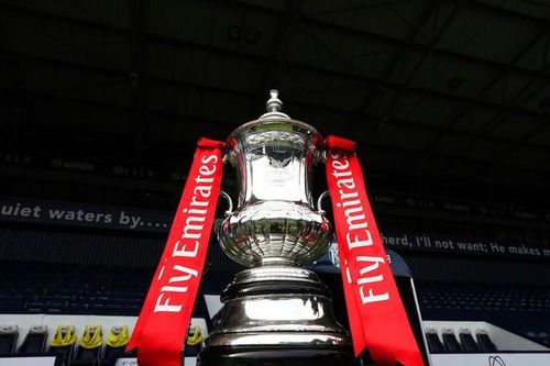 MU lại tiếp tục gặp khó khăn ở FA Cup