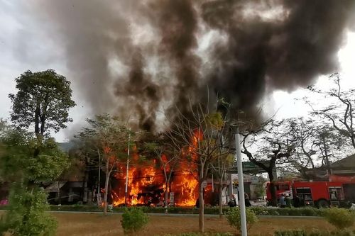 Mâu thuẫn tình cảm, nam thanh niên 'đốt' nhà người yêu sáng mồng 1 Tết