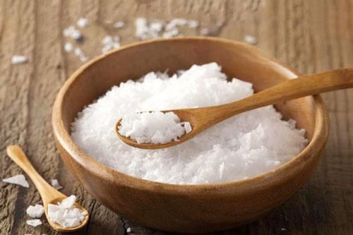 Tóc mọc nhanh dài chỉ bằng cách dùng muối