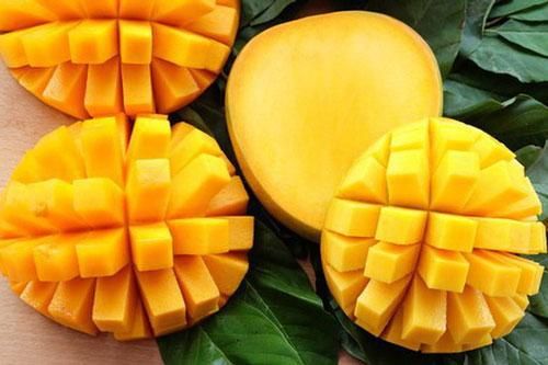 Những người không nên ăn xoài