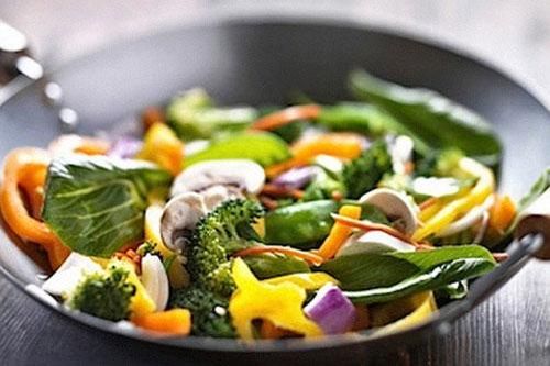 5 loại thực phẩm cấm ăn lại khi để qua đêm