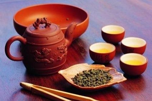 Chuyện Tết: Nâng chén trà khơi nguồn Tết đoàn viên