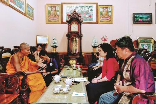Người nặng lòng với văn hóa dân tộc thiểu số Khmer