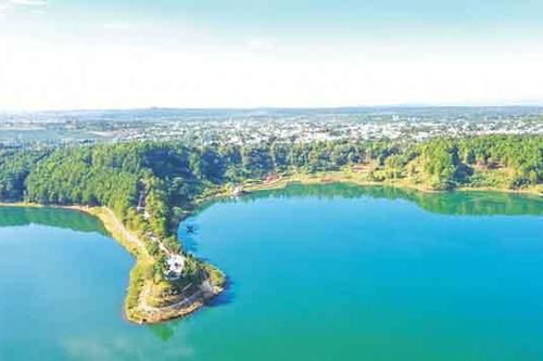 Pleiku đầu tư phát triển 'ngành công nghiệp không khói'