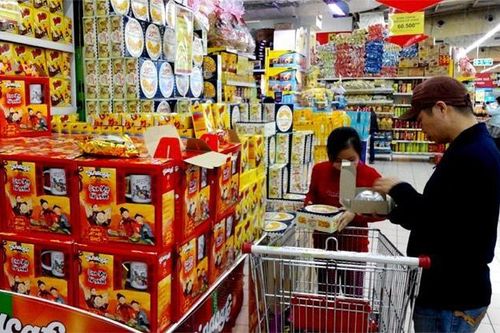 Bộ Công Thương: Giá cả thị trường không 'sốt' trong ngày mùng 1 Tết