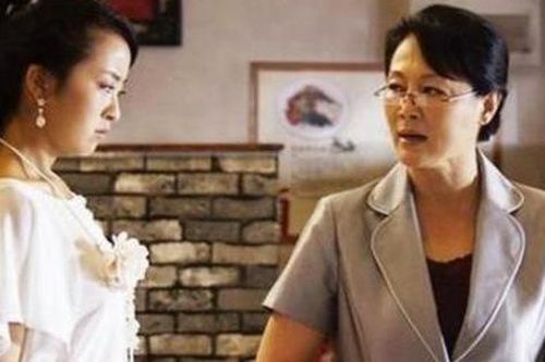 Tôi sợ tính đa nghi, suy diễn của mẹ chồng