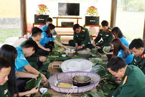 Tết trong quân ngũ