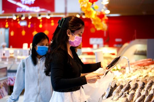 Siêu thị và trung tâm thương mại vắng vẻ ngày mùng 2 Tết ở TP.HCM