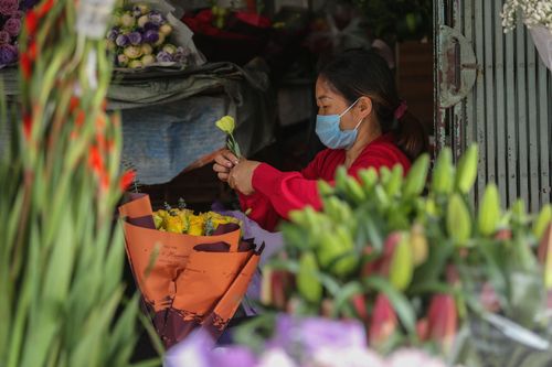 Tiệm vàng, quán ăn ở Hà Nội mở hàng lấy ngày mùng 2 Tết