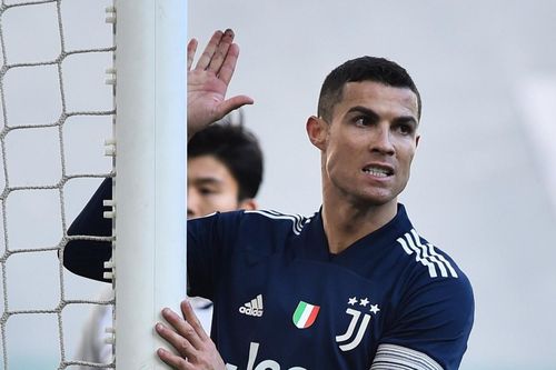 Ronaldo thất thế ở cuộc đua Chiếc giày Vàng châu Âu