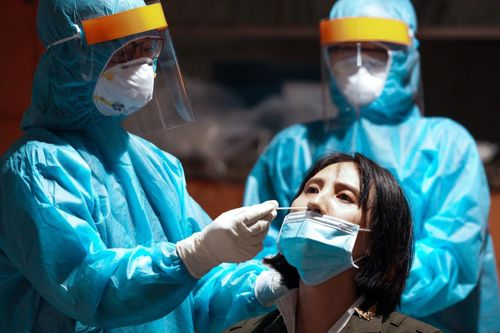 'Chưa có chứng cứ cho thấy chủng virus ở Tân Sơn Nhất lây lan nhanh'