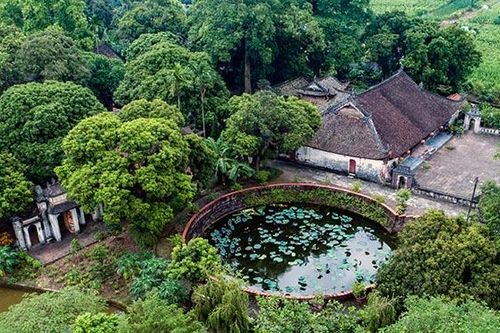 Nhiếp ảnh gia Lê Bích: Một thập niên rong ruổi với giếng cổ