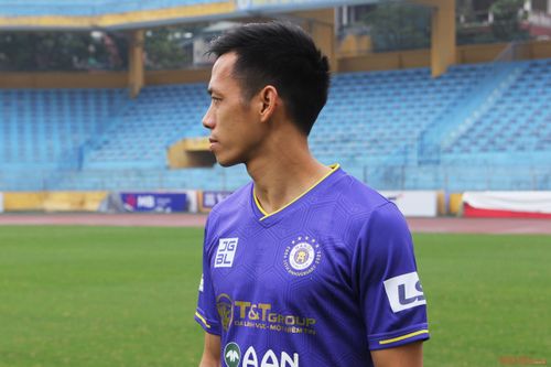 Văn Quyết: 'Cầu thủ muốn trưởng thành phải biết nhìn nhận những vấp ngã'