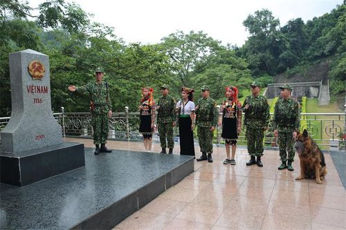Cho một niềm tin mới