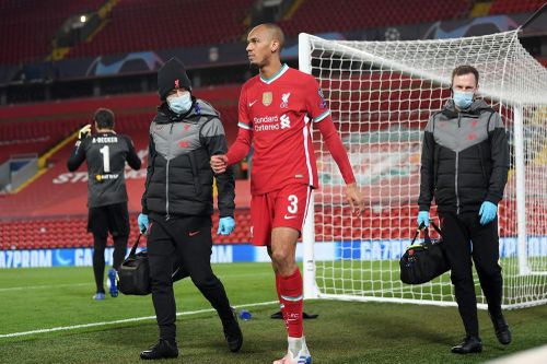 Mất thêm trung vệ, Liverpool lao đao trước giờ đấu Leicester