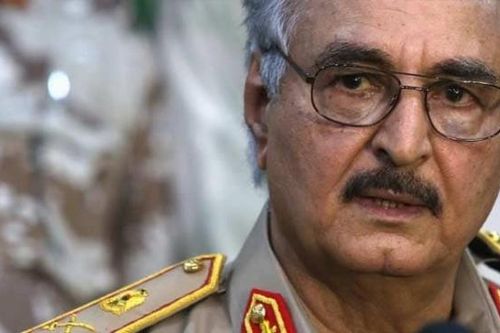 Thống chế Khalifa Haftar bị cáo buộc bán dầu của Libya thông qua các công ty bất hợp pháp