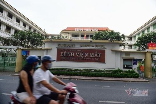Tất cả nhân viên y tế tại Bệnh viện Mắt TP.HCM âm tính nCoV