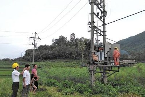 Điện sáng bản vùng cao