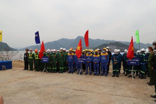 Viết tiếp bản hùng ca trên công trình thế kỷ