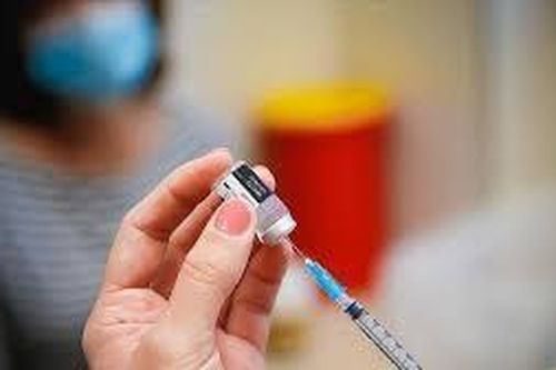 EU yêu cầu các nhà sản xuất kiểm tra hiệu quả của vaccine đối với các biến thể mới của SARS-CoV-2