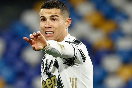Ronaldo cùng đồng đội hụt hơi trong cuộc đua vô địch