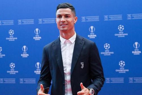 Ronaldo 'vô địch' thế giới về kiếm tiền từ mạng xã hội