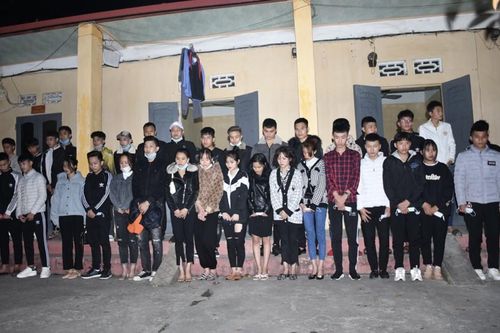 34 thanh niên phi xe máy 'thông chốt' COVID-19 vào Hải Phòng