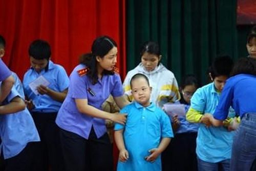 VKSND quận Hải Châu mang 'Xuân yêu thương 2021' đến các trẻ em khuyết tật