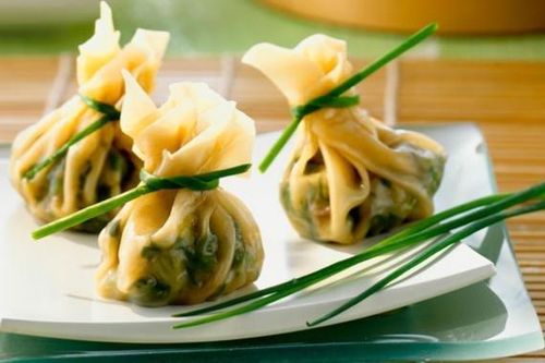 Món ngon cuối tuần: Cách làm há cảo hấp rau củ thanh đạm, lạ miệng