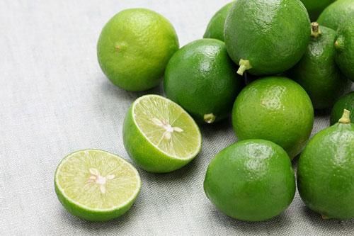 5 thứ bạn tuyệt đối không bôi lên mặt