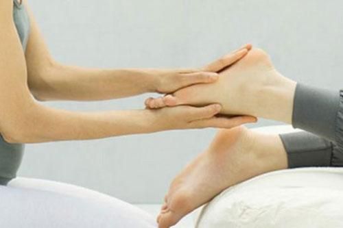Dấu hiệu ở chân cảnh báo bệnh nguy hiểm