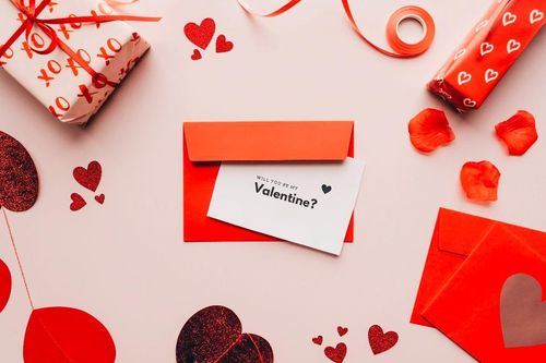 Valentine 2021, dân mạng Việt Nam hỏi 'chị Google' về hoa hồng, lời chúc dành cho nửa kia
