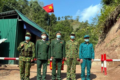 Chúc tết, kiểm tra công tác sẵn sàng chiến đấu tại các Đồn Biên phòng và tổ, chốt phòng, chống dịch Covid-19