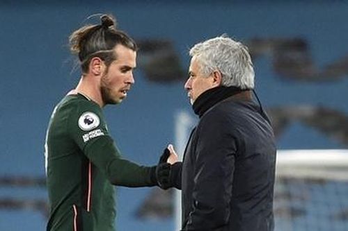Mourinho nhận chỉ trích thậm tệ sau thất bại đau đớn trước ManCity