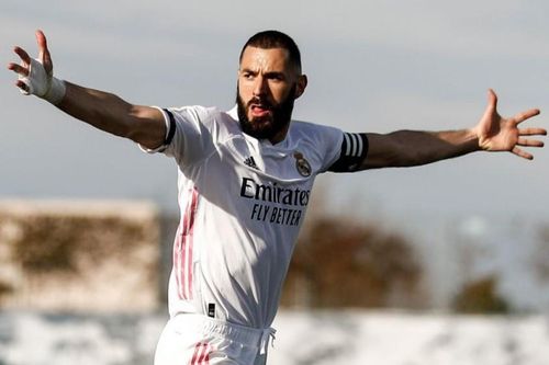 Benzema tỏa sáng giúp Real tiếp tục bám đuổi Atletico