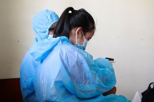 Thanh niên cách ly tại nhà nhưng đi nhiều nơi trong dịp Tết
