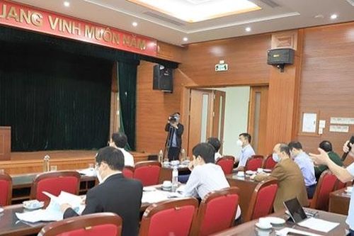 Di chuyển khẩn 1.800 công nhân Công ty TNHH Điện tử POYUN Việt Nam